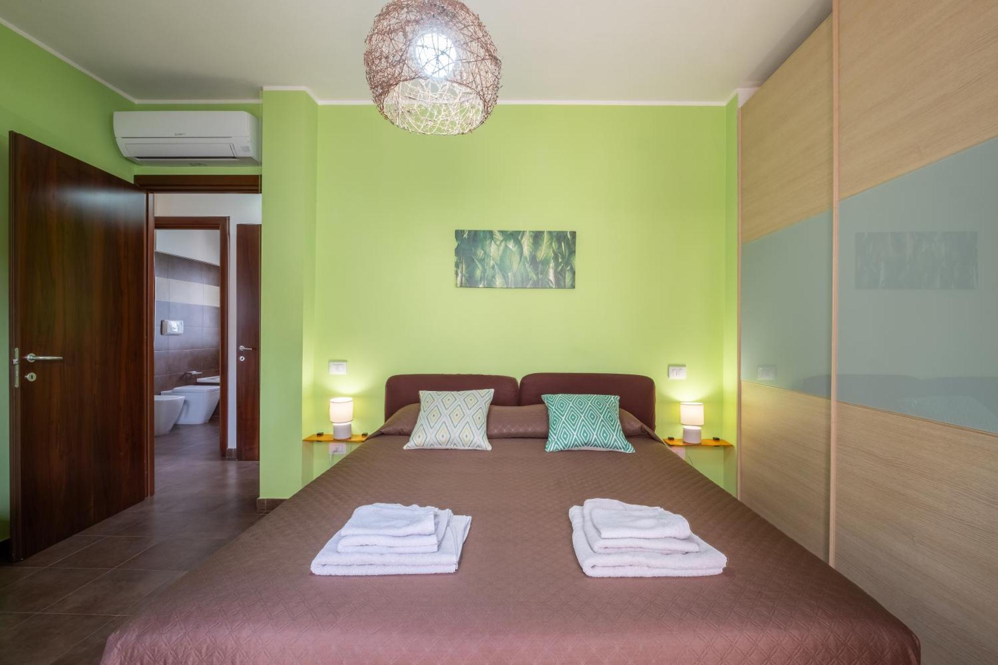 Butterfly Apartment Cagliari - Self Check-In, No Kitchen Esterno foto